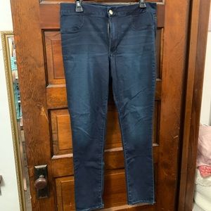 Blue-Wash American Eagle Jeggings